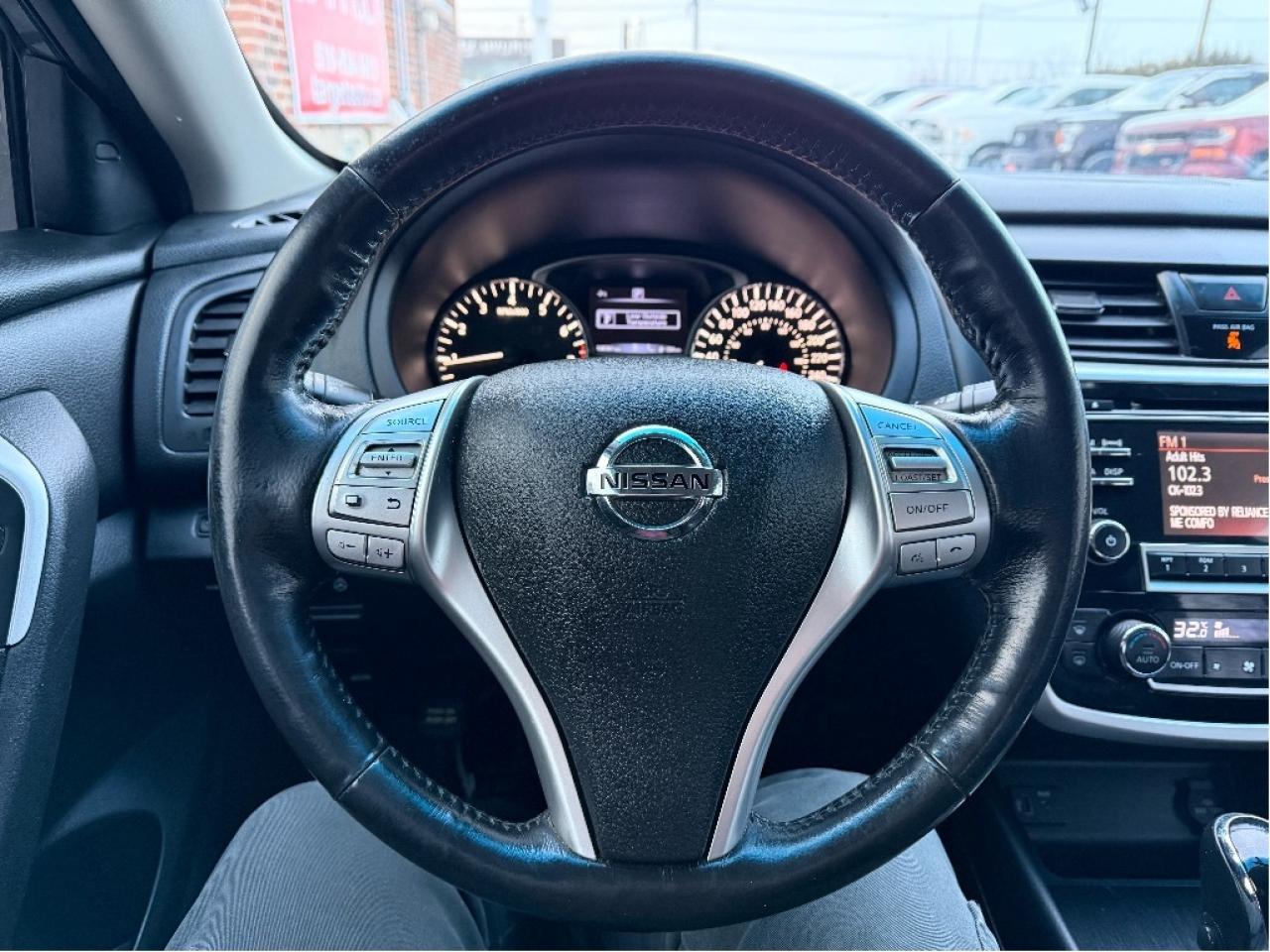 2018 Nissan Altima 2.5 SV | Clean CARFAX | Very Well Maintained. Photo