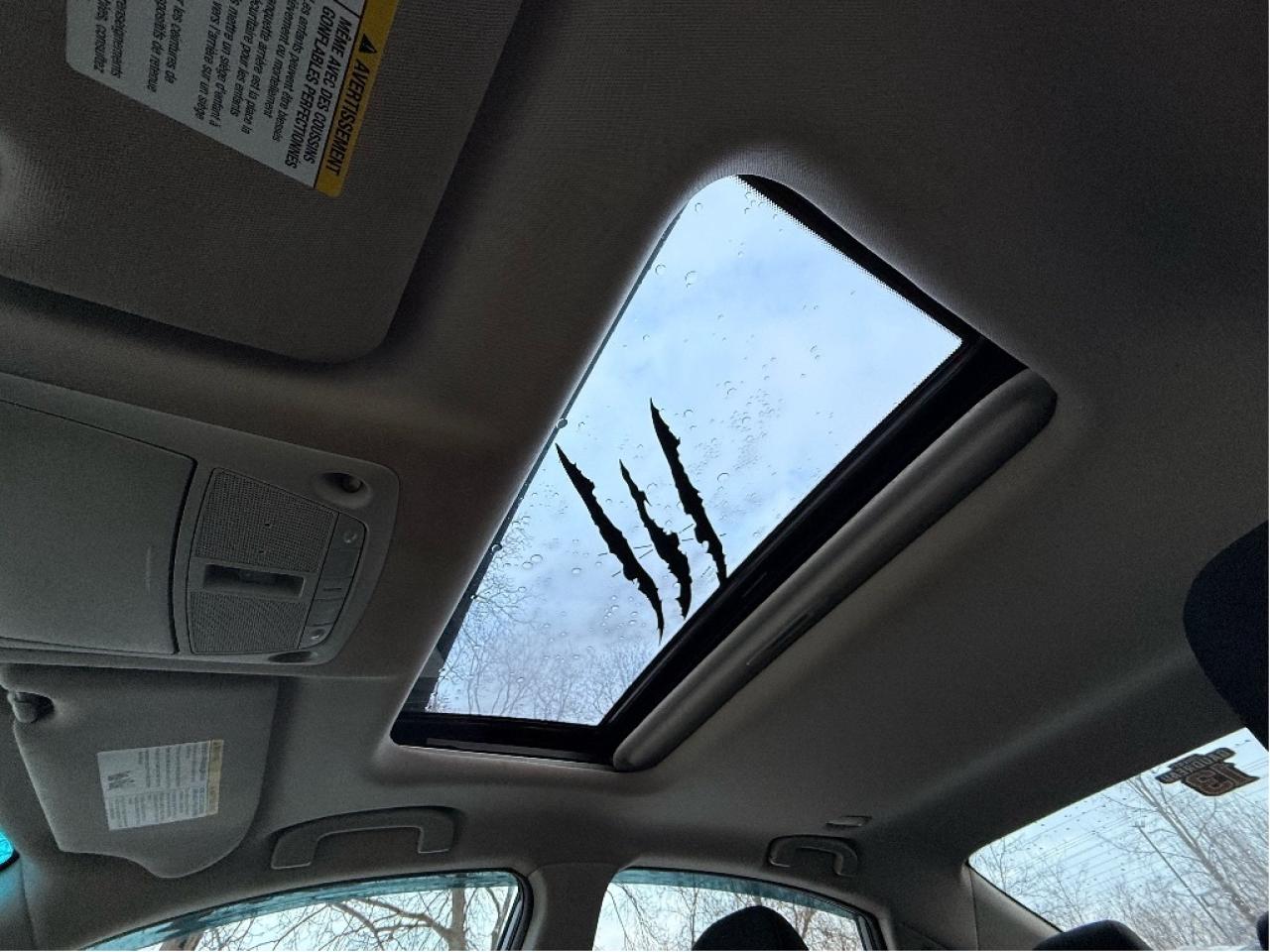 2018 Nissan Altima 2.5 SV | Clean CARFAX | Very Well Maintained. Photo