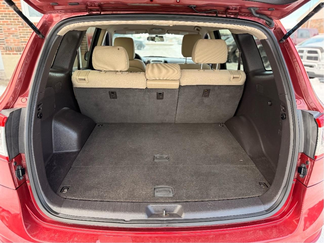 2010 Hyundai Santa Fe GL Photo