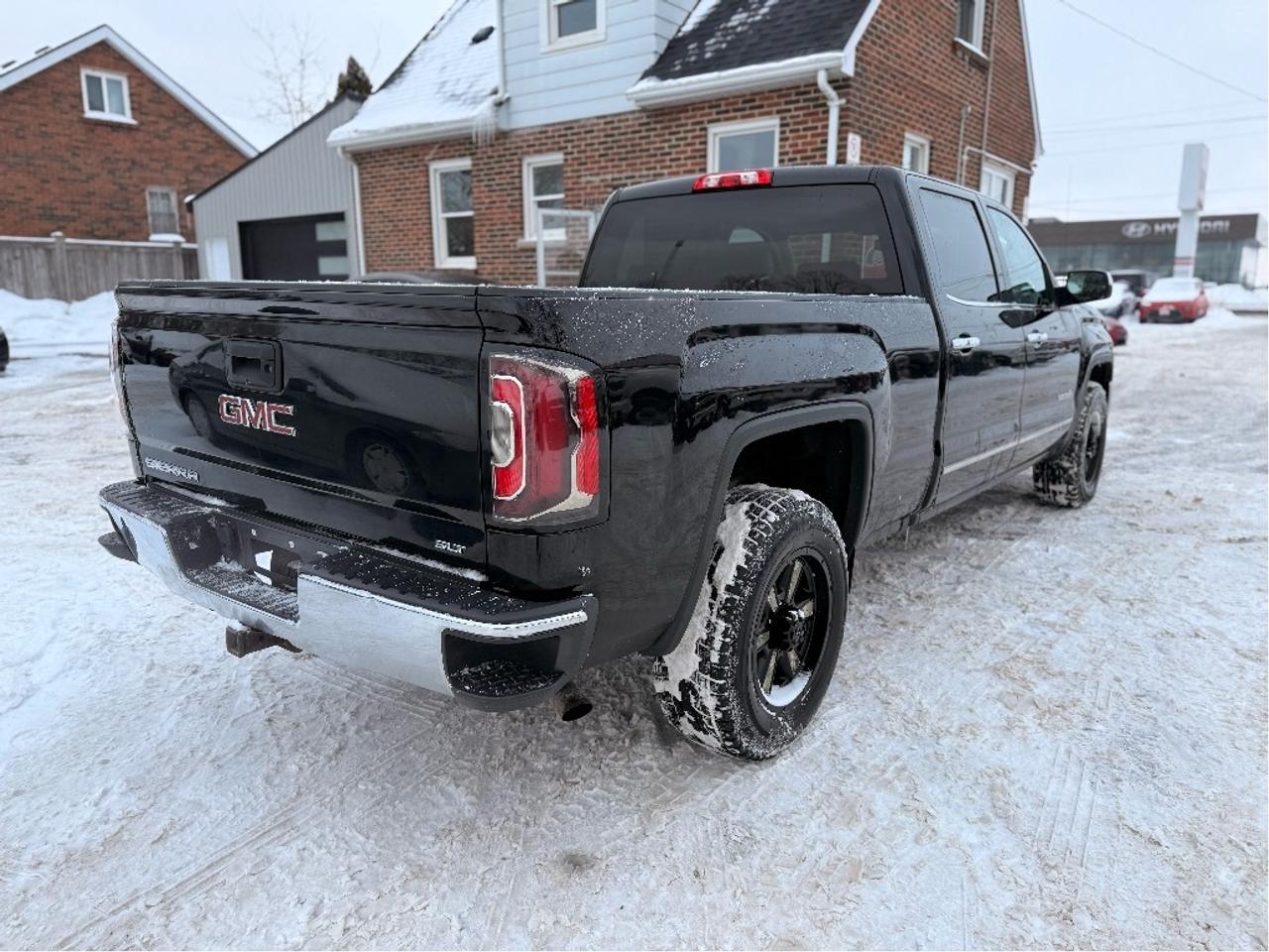 2018 GMC Sierra 1500 SLT | Two Sets Of Tires | Clean CARFAX Photo