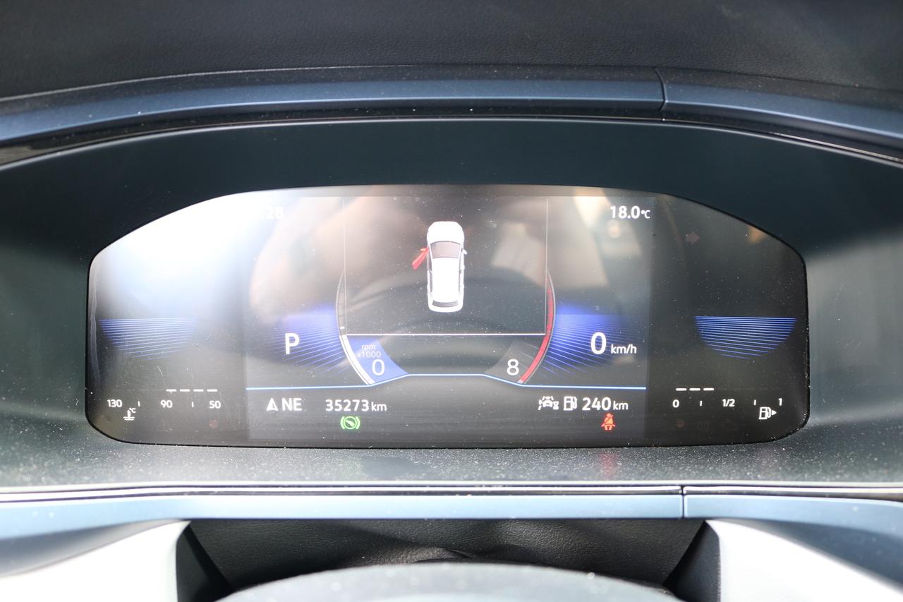 2024 Volkswagen Taos Comfortline FWD | PANORAMIC SUNROOF | REMOTE START Photo