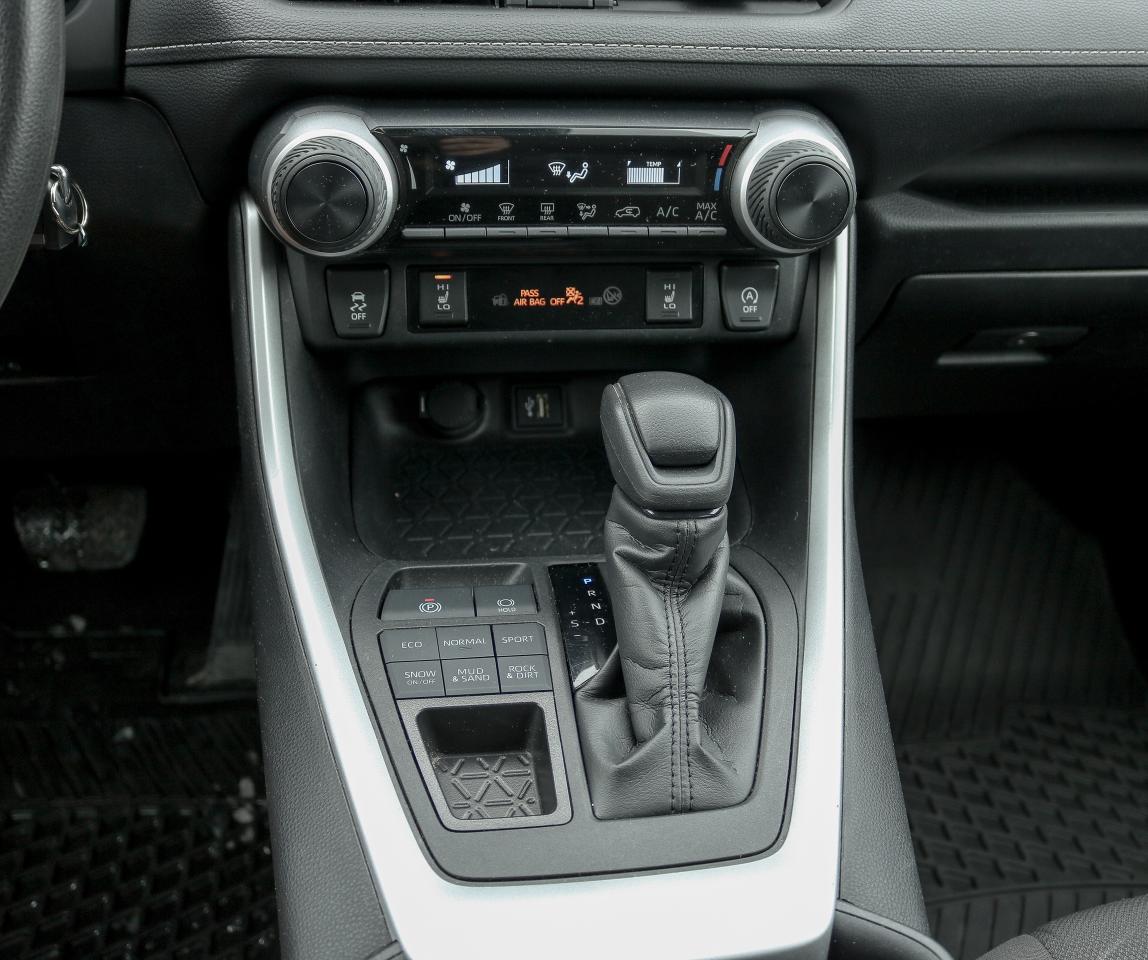 2024 Toyota RAV4 LE AWD | BLUETOOTH |  HEATED SEATS | BLIND SPOT | Photo