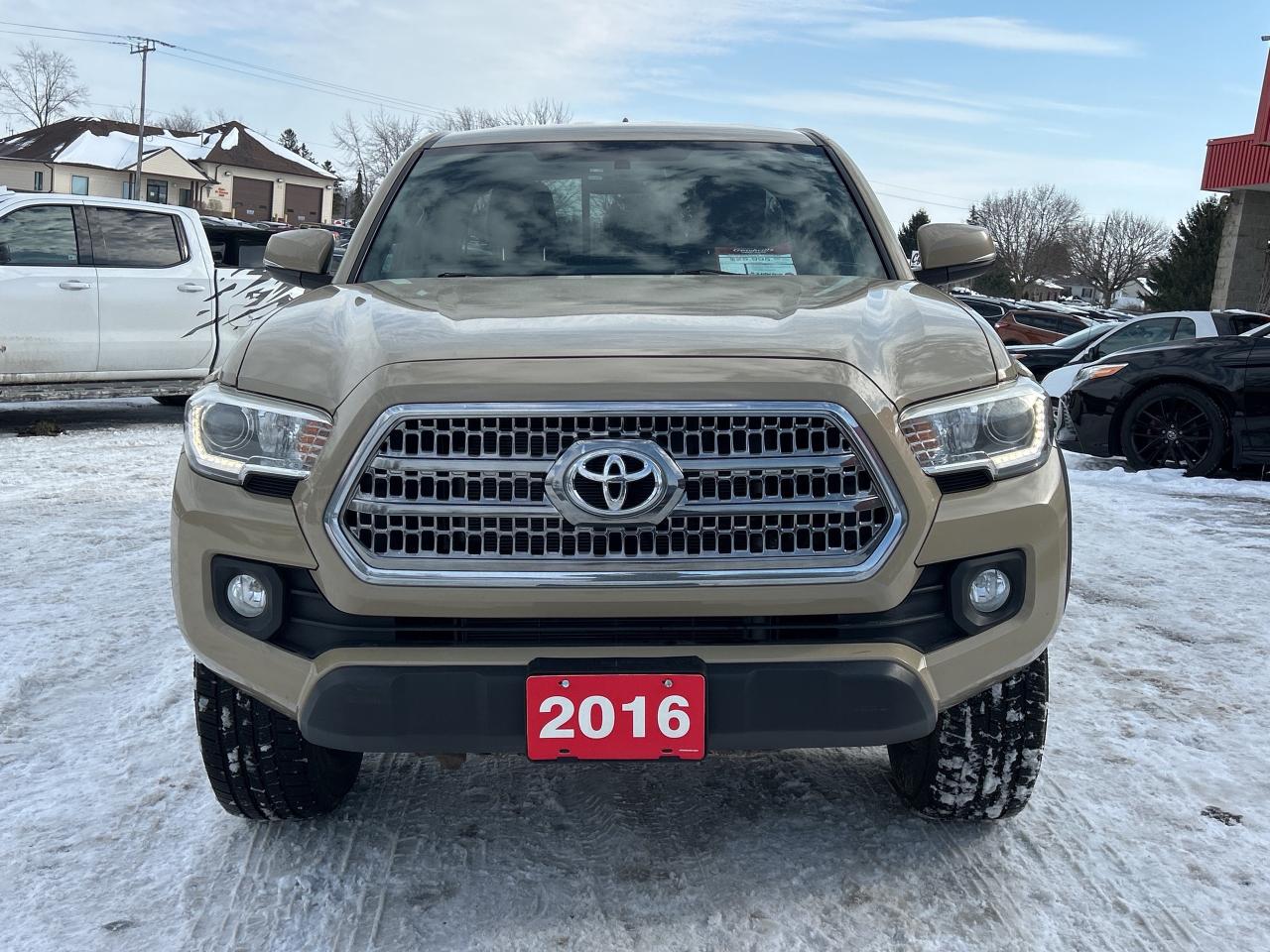 2016 Toyota Tacoma SR5 TRD OFF ROAD, CLEAN CARFAX, BACK UP CAMERA! - Photo #3