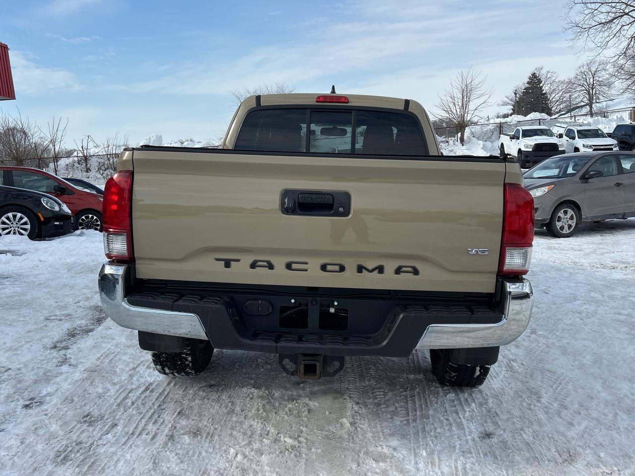 2016 Toyota Tacoma SR5 TRD OFF ROAD, CLEAN CARFAX, BACK UP CAMERA! - Photo #7