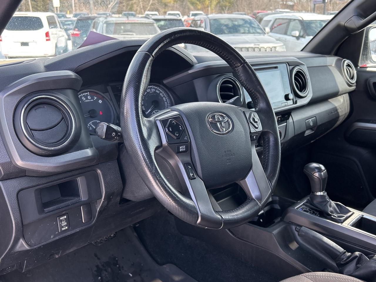 2016 Toyota Tacoma SR5 TRD OFF ROAD, CLEAN CARFAX, BACK UP CAMERA! - Photo #9