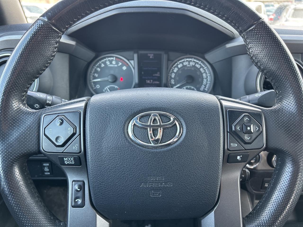 2016 Toyota Tacoma SR5 TRD OFF ROAD, CLEAN CARFAX, BACK UP CAMERA! - Photo #14