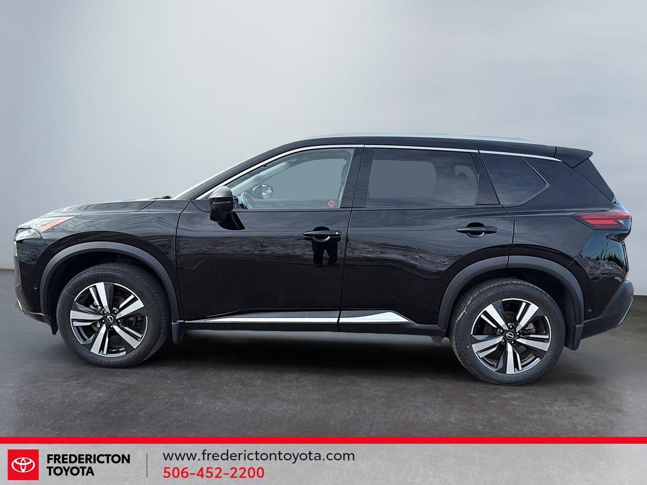 2023 Nissan Rogue SL Photo