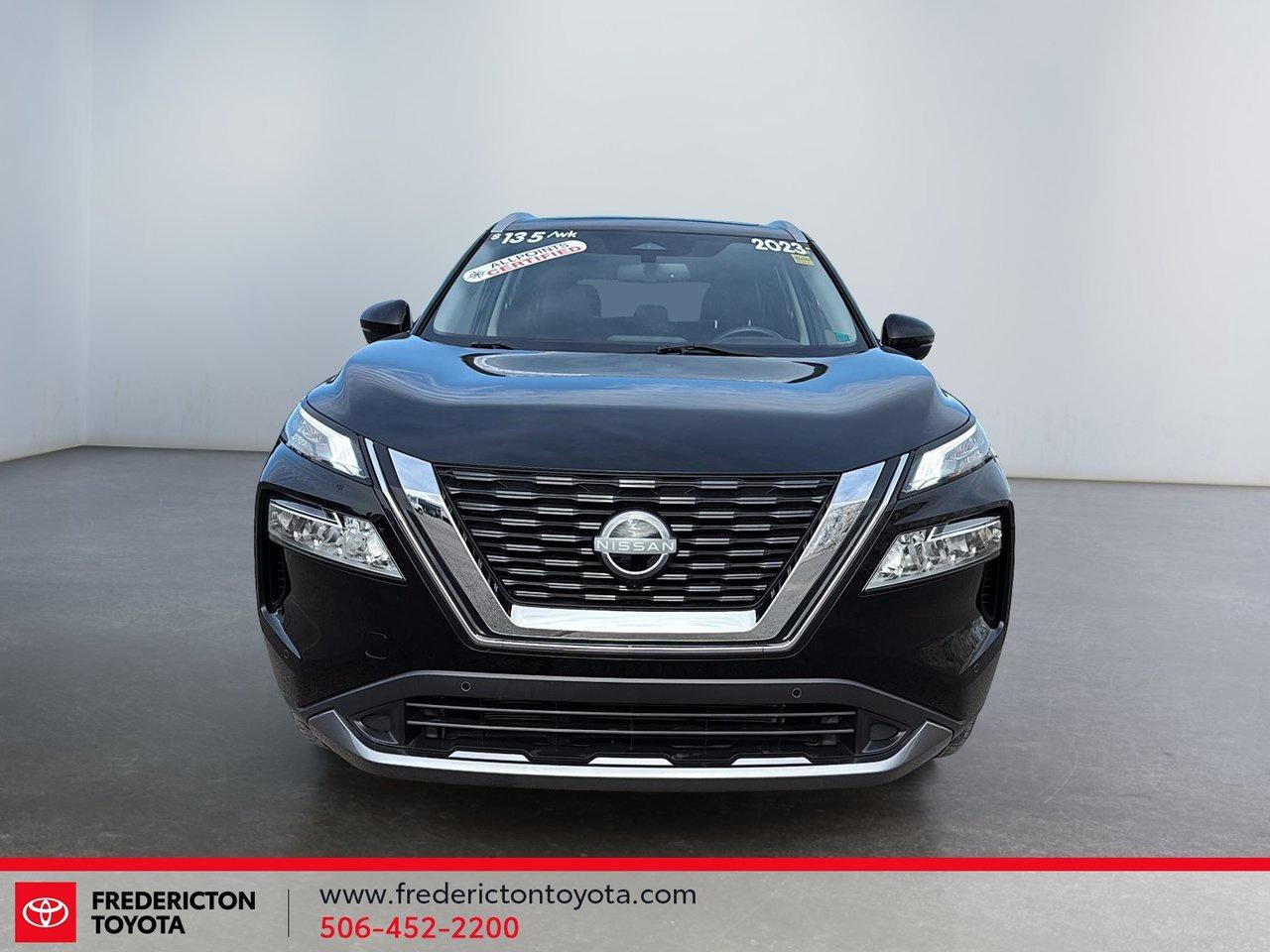 2023 Nissan Rogue SL Photo