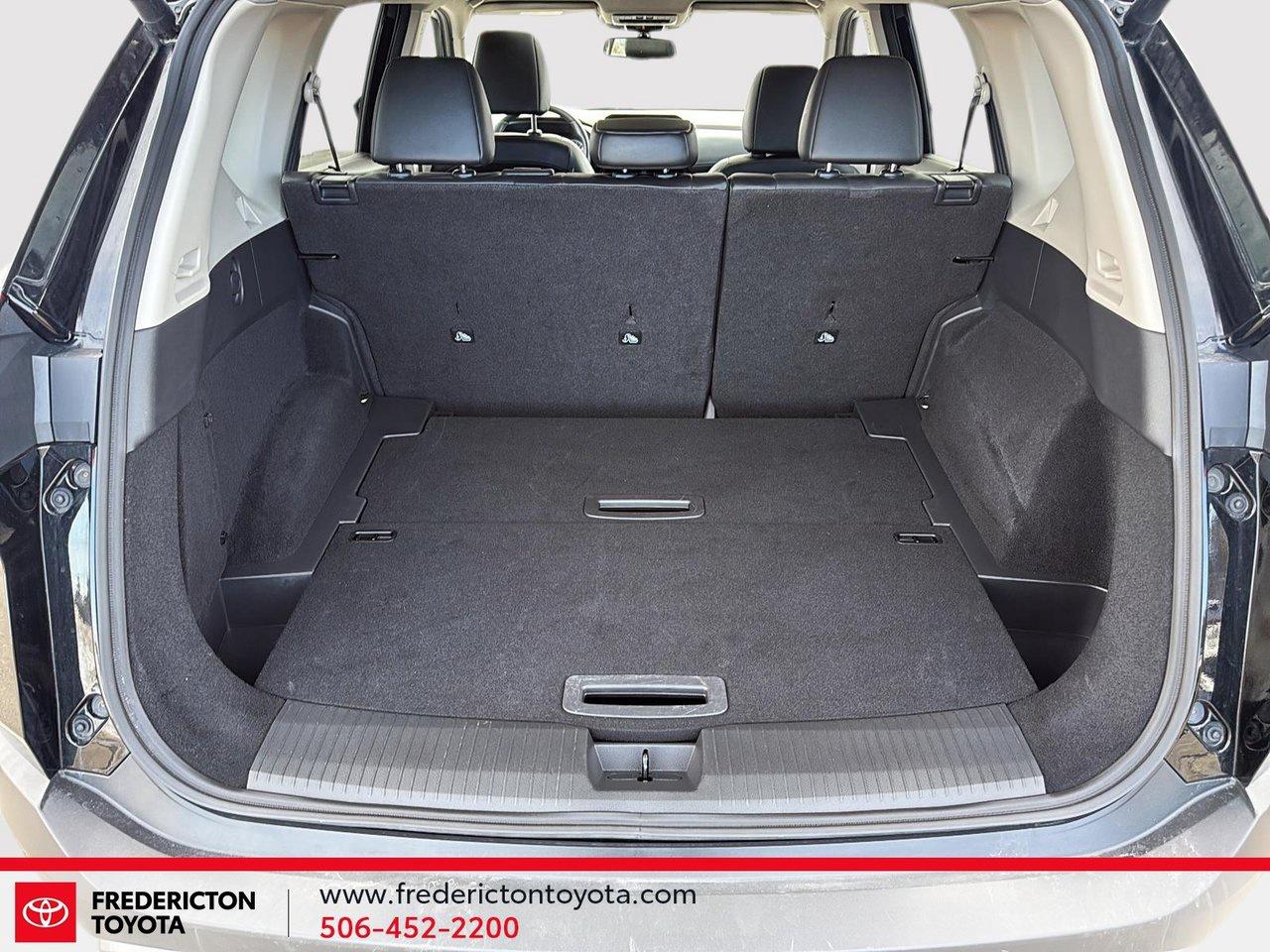 2023 Nissan Rogue SL Photo