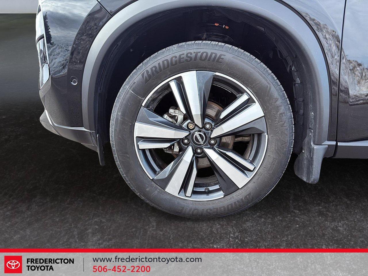 2023 Nissan Rogue SL Photo