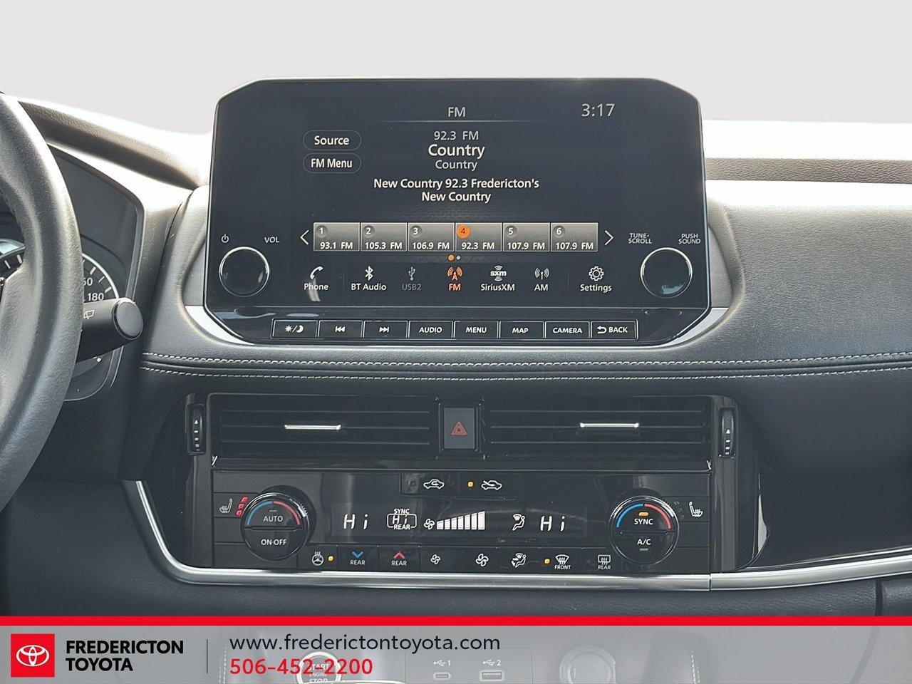 2023 Nissan Rogue SL Photo