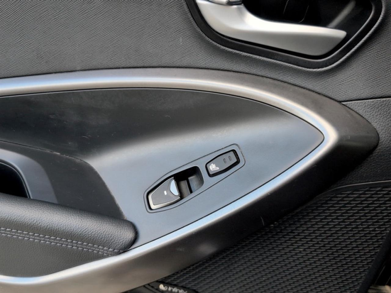 2017 Hyundai Santa Fe Sport 2.0T Limited  *CLEAN CARFAX* Photo