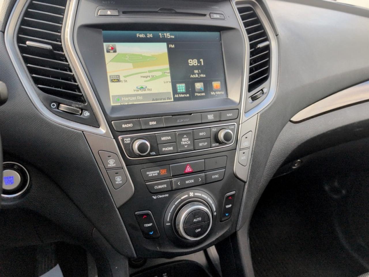 2017 Hyundai Santa Fe Sport 2.0T Limited  *CLEAN CARFAX* Photo