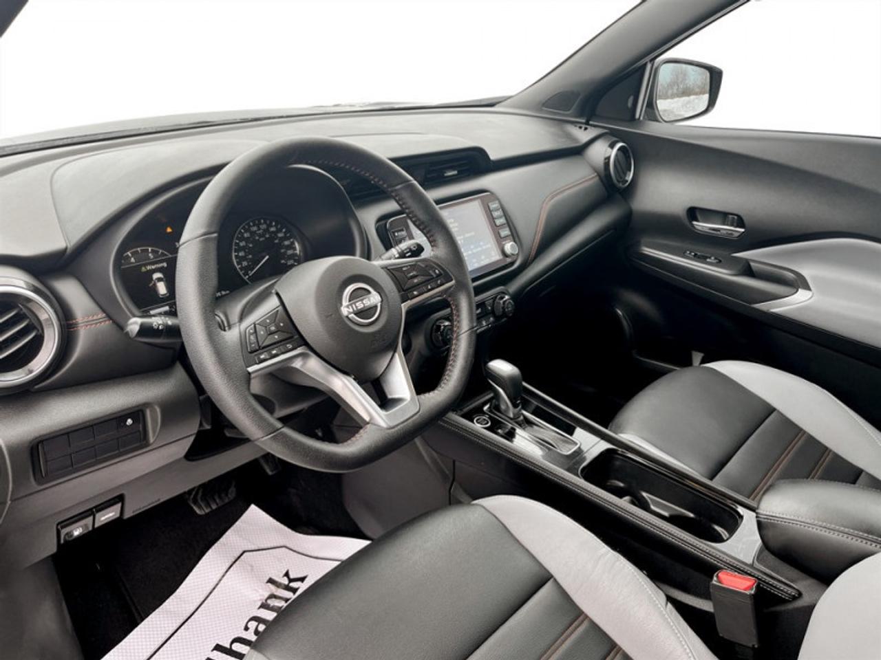 2024 Nissan Kicks SR Premium  *PRIMA TEX SEATS - 360 CAM* Photo