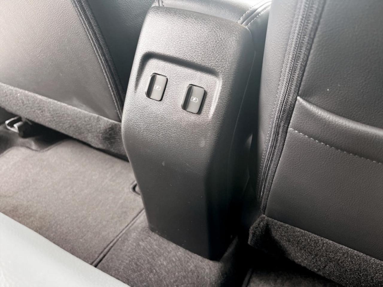 2024 Nissan Kicks SR Premium  *PRIMA TEX SEATS - 360 CAM* Photo