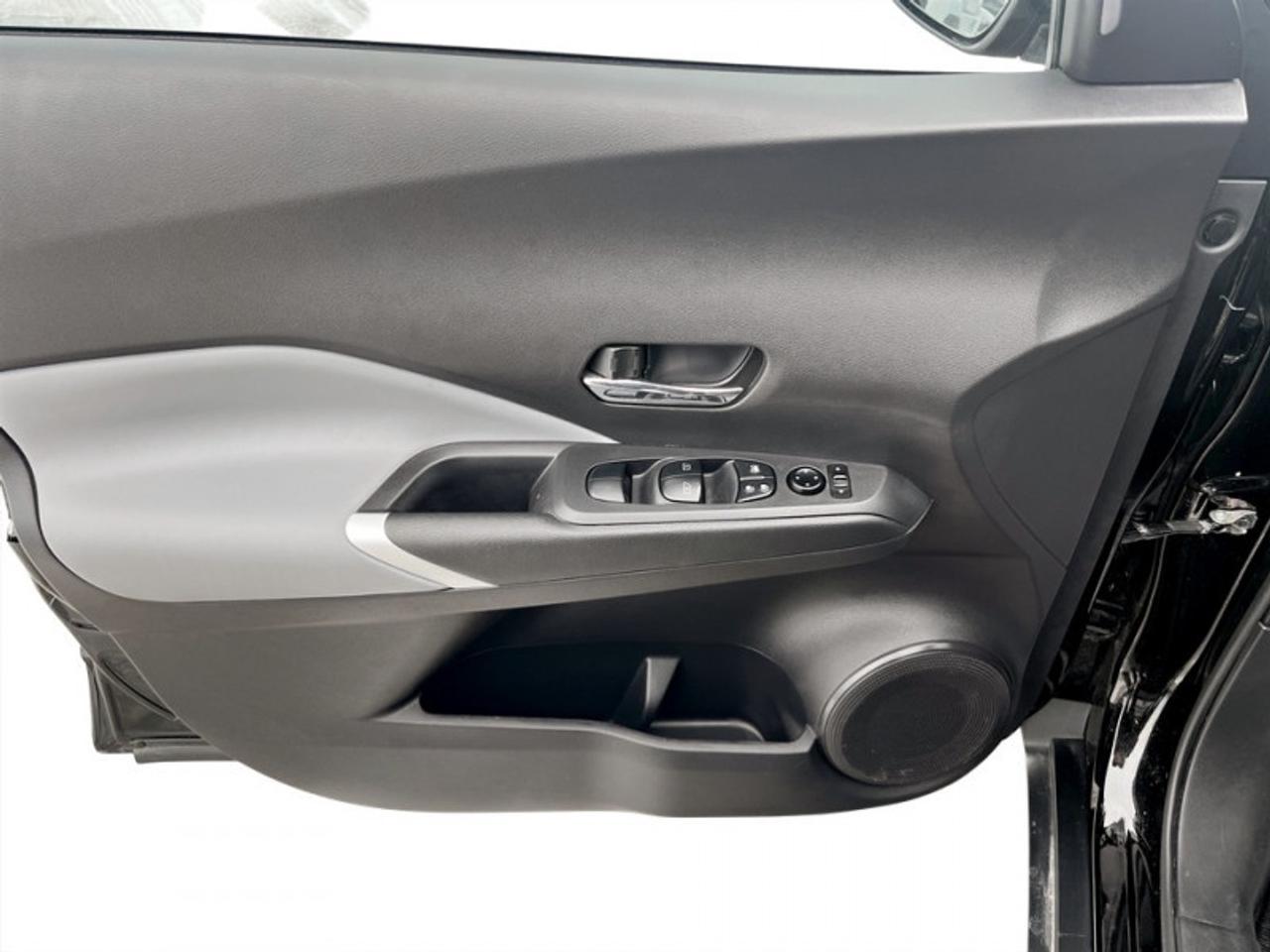 2024 Nissan Kicks SR Premium  *PRIMA TEX SEATS - 360 CAM* Photo