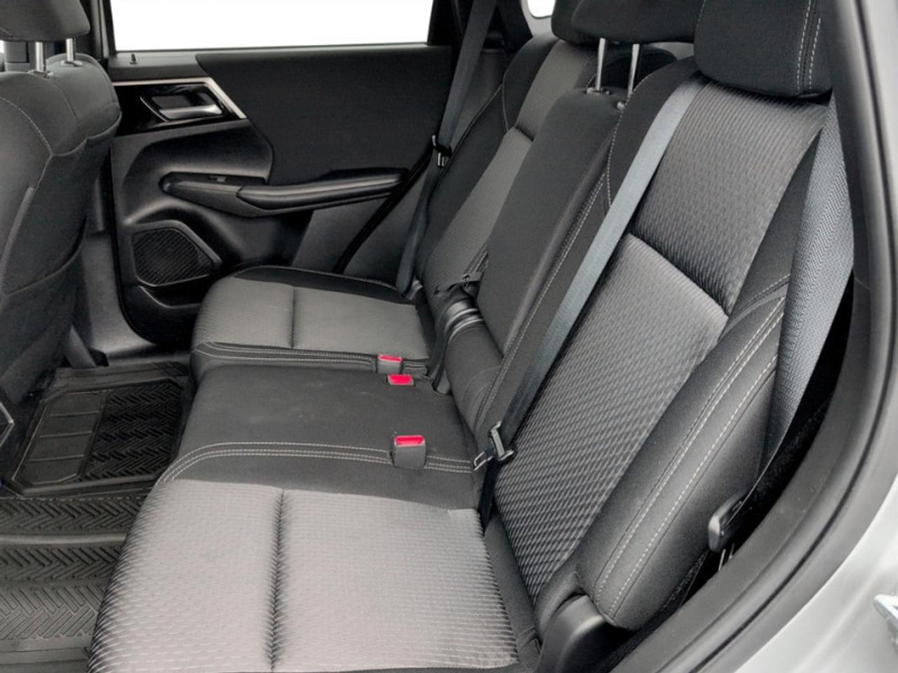2023 Mitsubishi Outlander Phev ES  **7-PASSENGER** Photo