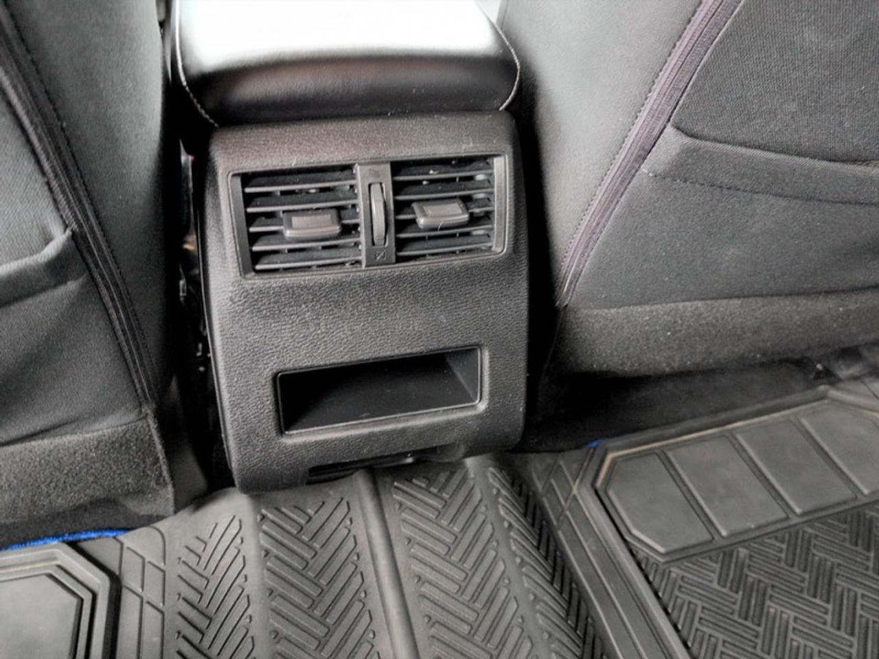 2023 Mitsubishi Outlander Phev ES  **7-PASSENGER** Photo