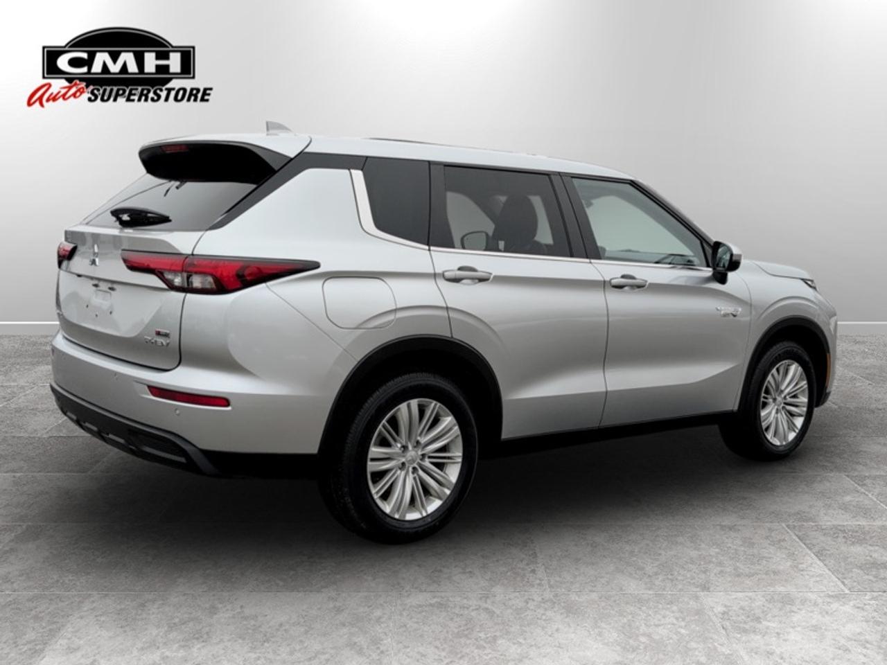 2023 Mitsubishi Outlander Phev ES  **7-PASSENGER** Photo4
