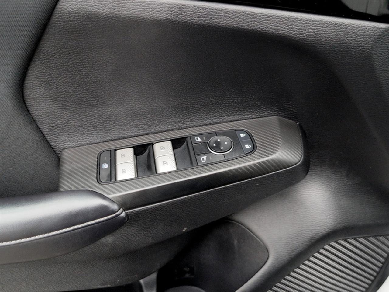 2023 Mitsubishi Outlander Phev ES  **7-PASSENGER** Photo