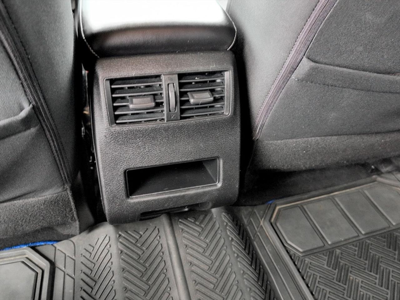 2023 Mitsubishi Outlander Phev ES  **7-PASSENGER** Photo