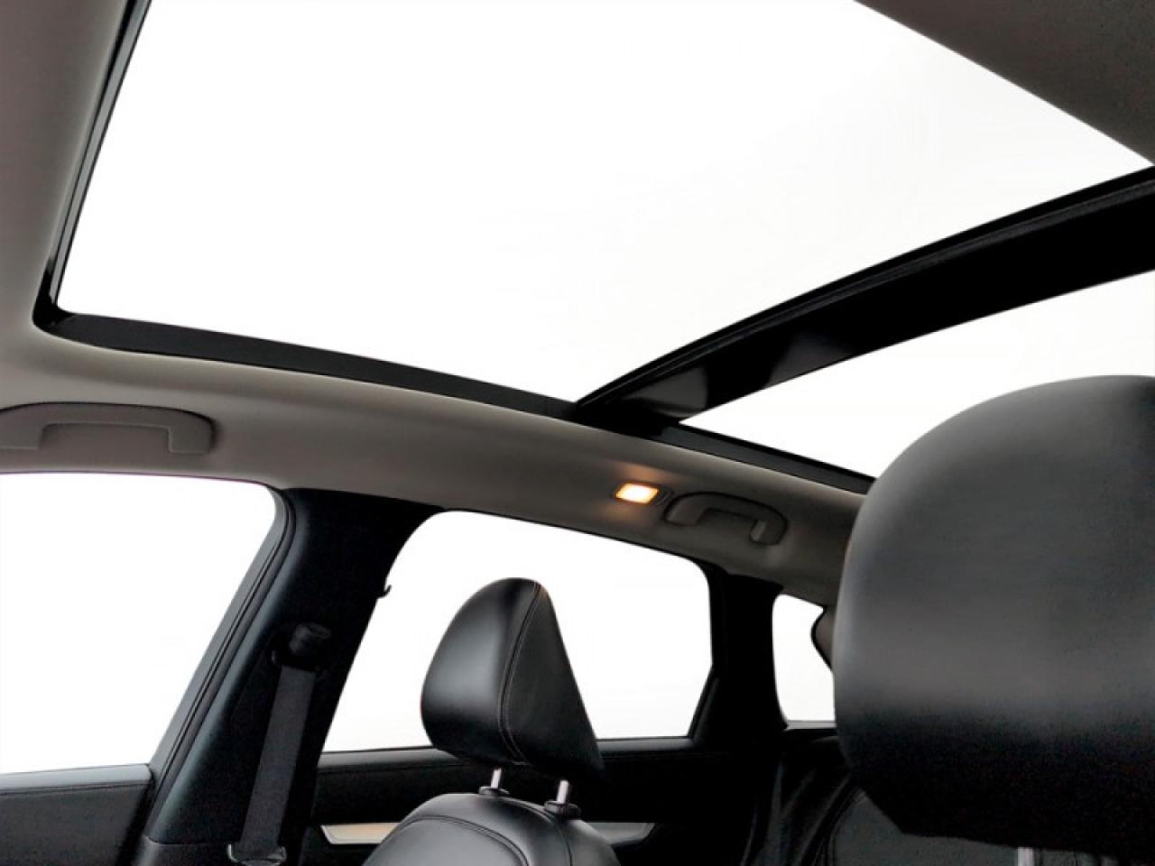 2020 Infiniti QX50 ESSENTIAL AWD  **LOW MILEAGE** Photo