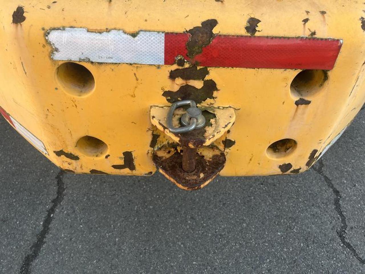 13567916