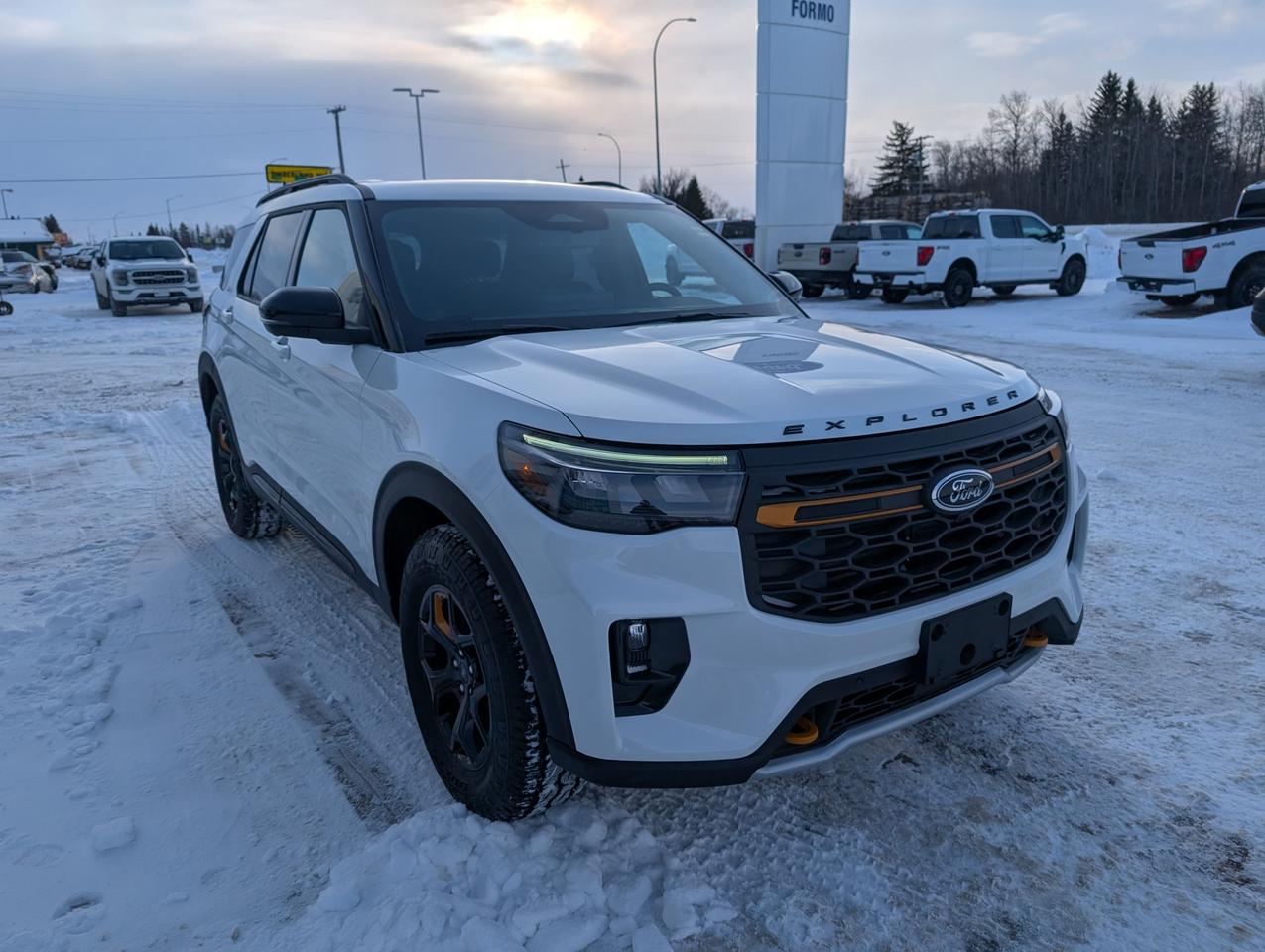 2026 Ford Explorer TREMOR Photo3