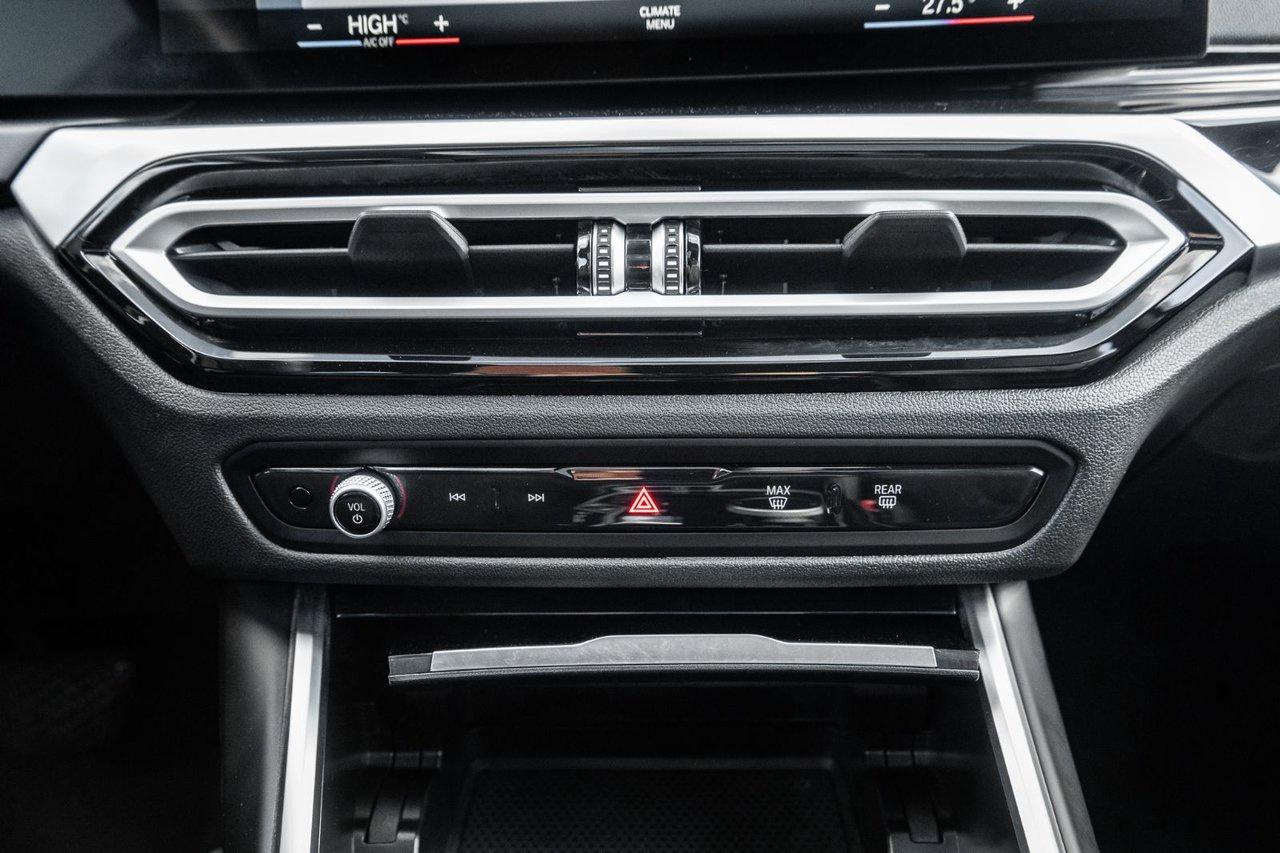 2023 BMW 3 Series 330e xDrive Photo