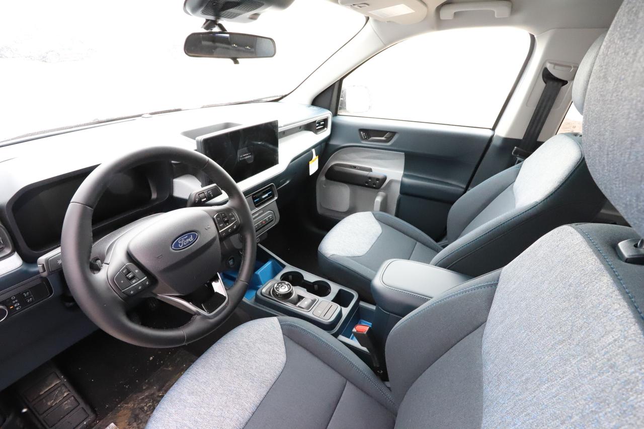 2026 Ford Maverick XLT AWD SuperCrew Photo1