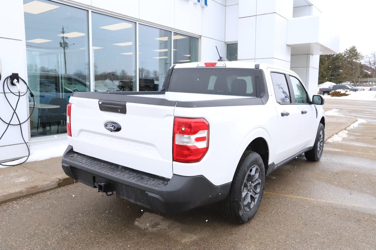 2026 Ford Maverick XLT AWD SuperCrew Photo3