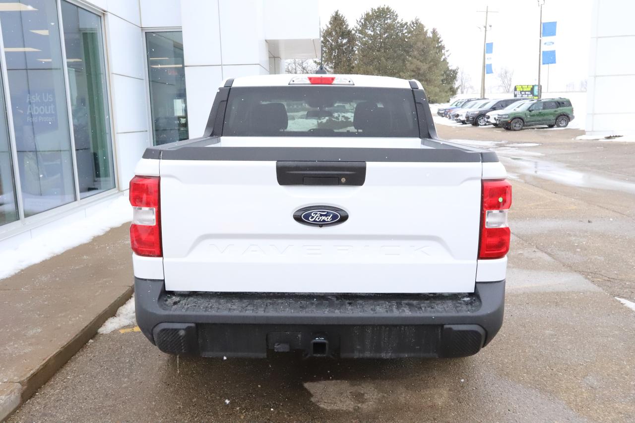 2026 Ford Maverick XLT AWD SuperCrew Photo4