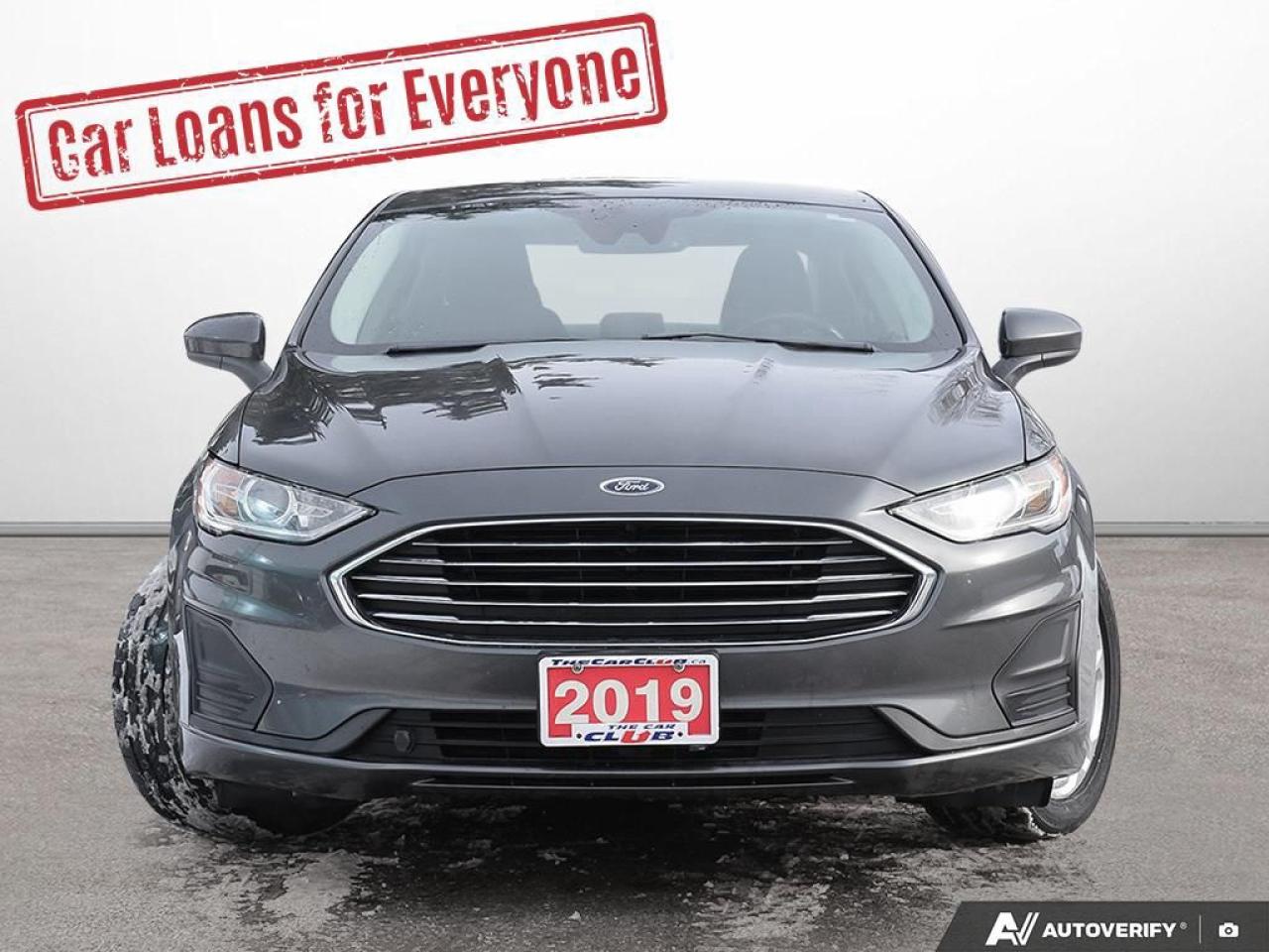 2019 Ford Fusion SE Photo