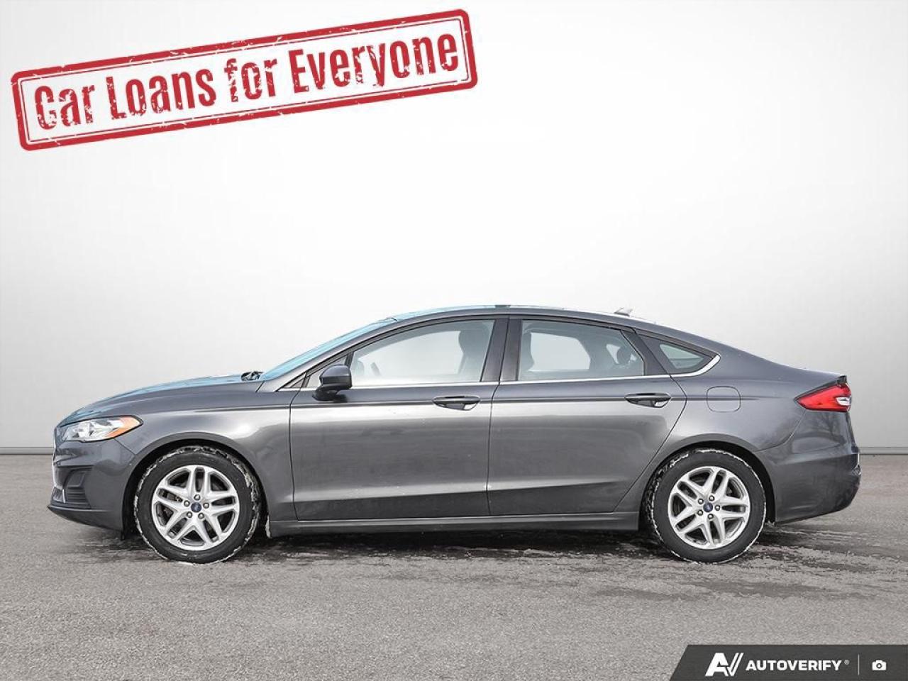 2019 Ford Fusion SE Photo