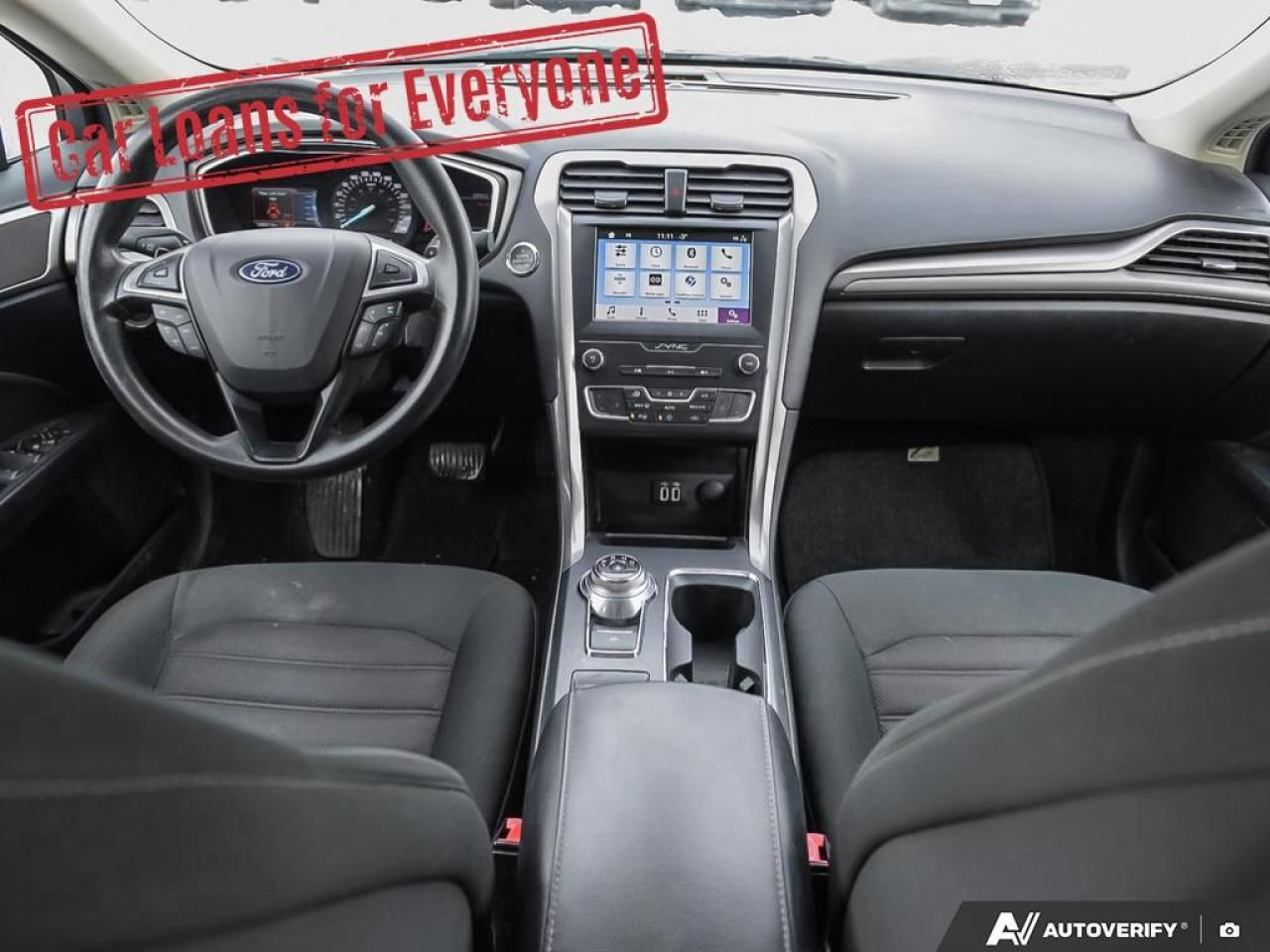 2019 Ford Fusion SE Photo