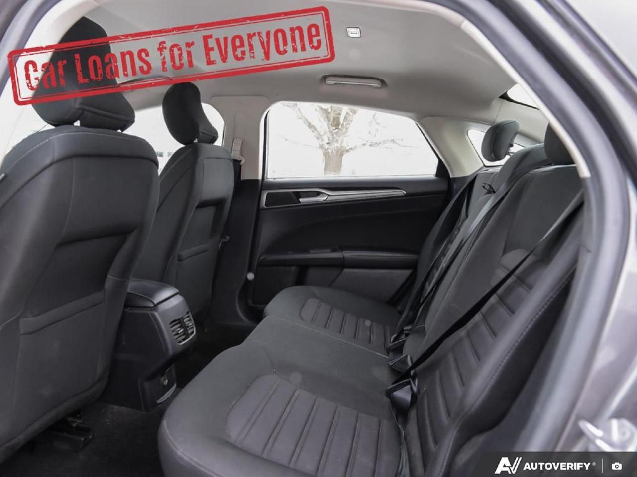 2019 Ford Fusion SE Photo