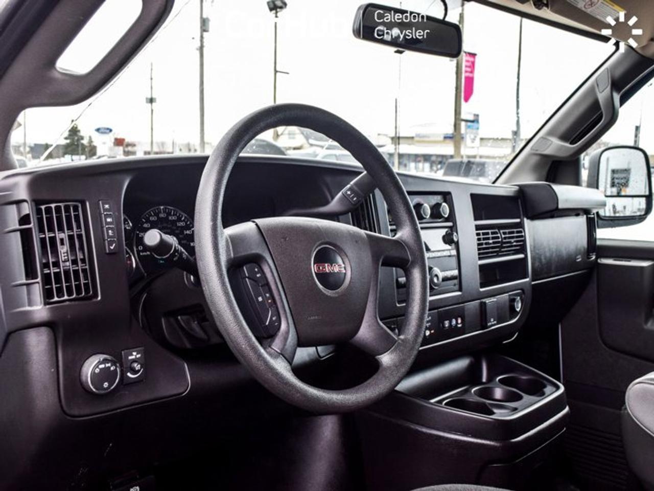 2023 GMC Savana Cargo Van RWD 2500 135" Backup Camera Air condition Photo