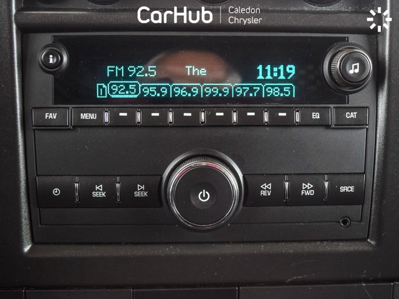 2023 GMC Savana Cargo Van RWD 2500 135" Backup Camera Air condition Photo