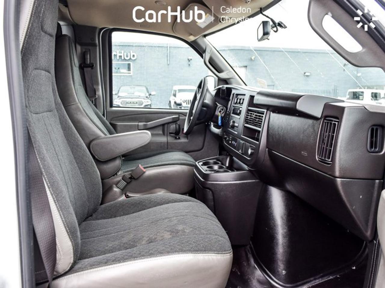 2023 GMC Savana Cargo Van RWD 2500 135" Backup Camera Air condition Photo