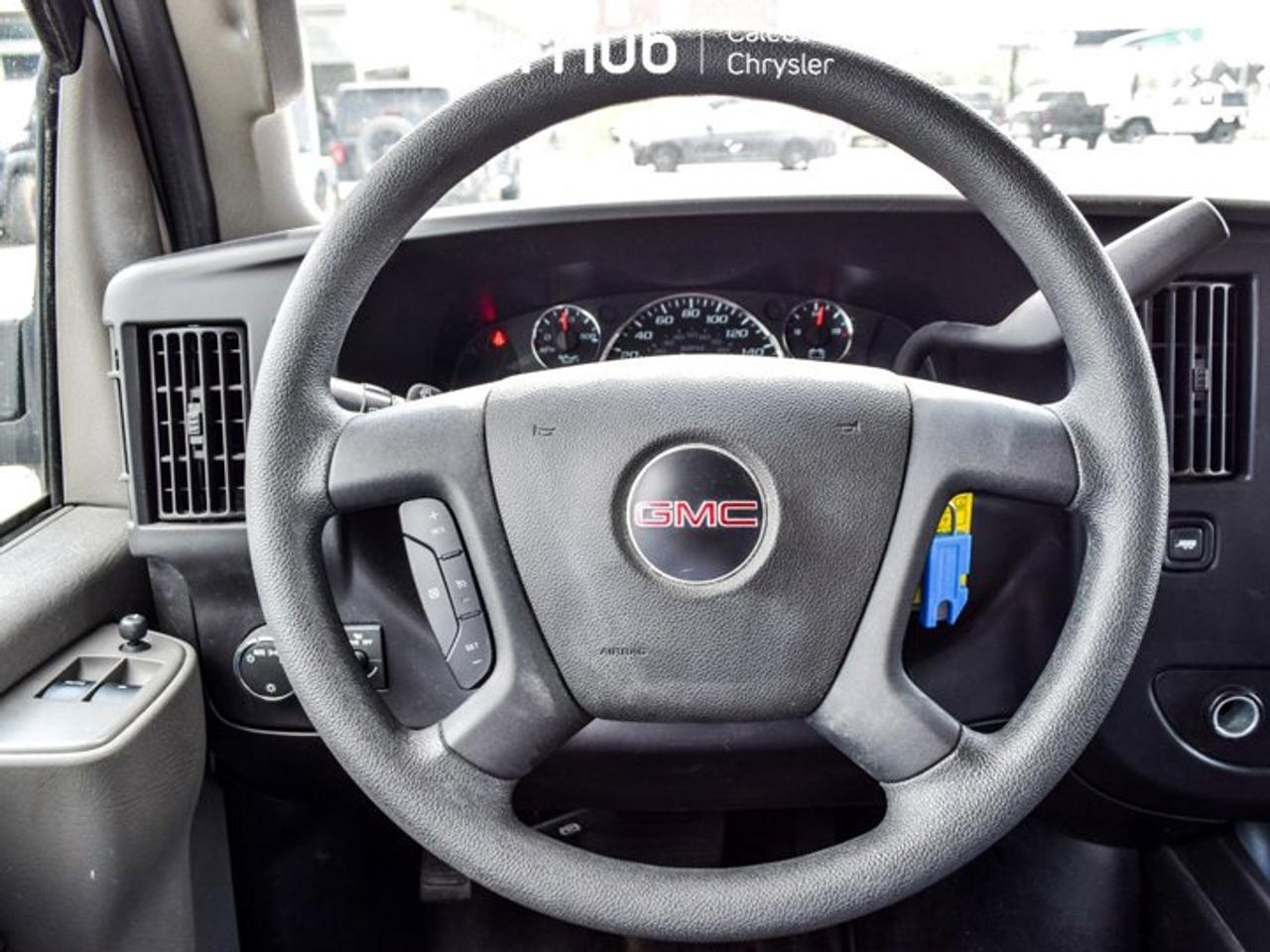 2023 GMC Savana Cargo Van RWD 2500 135" Backup Camera Air condition Photo