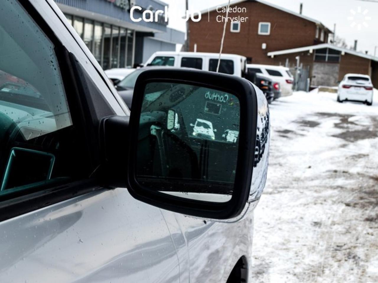 2016 RAM 1500 Big Horn 4x4 Crew Cab 149"Tonneau Cover Navi Bluetooth Side Steps Photo