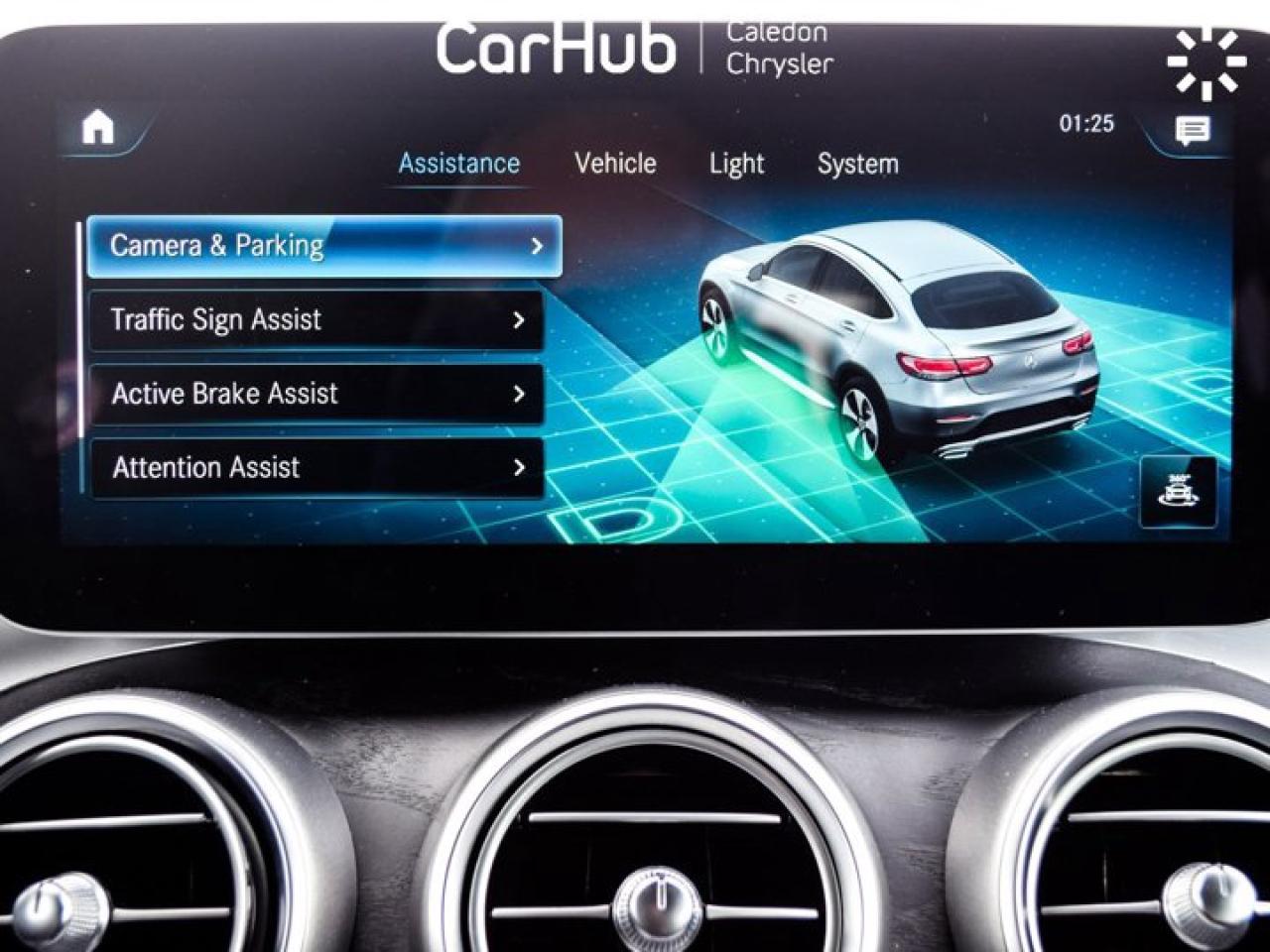 2020 Mercedes-Benz GLC GLC 300 Photo