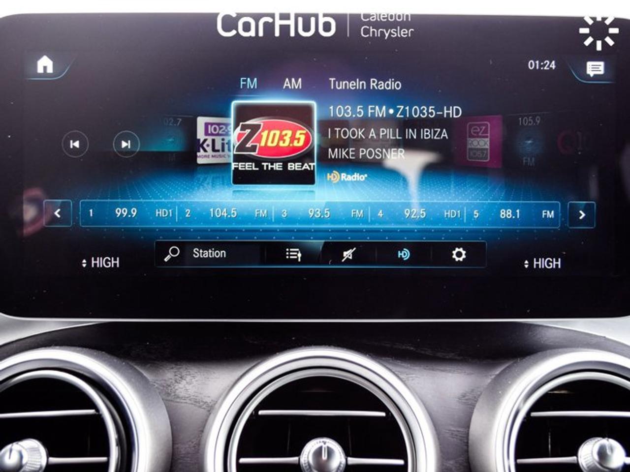 2020 Mercedes-Benz GLC GLC 300 4MATIC Coupe Sunroof Navigation 360 Camera Blind Spot Photo