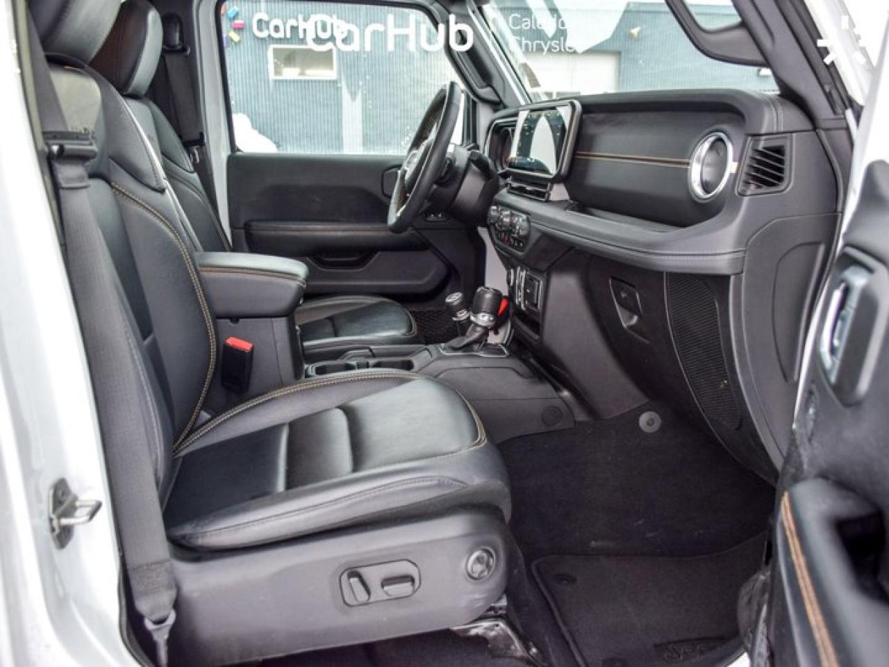 2024 Jeep Wrangler Sahara 4 Door 4x4 Dual Top Leather Navi Remote Start Alloy Rims Photo