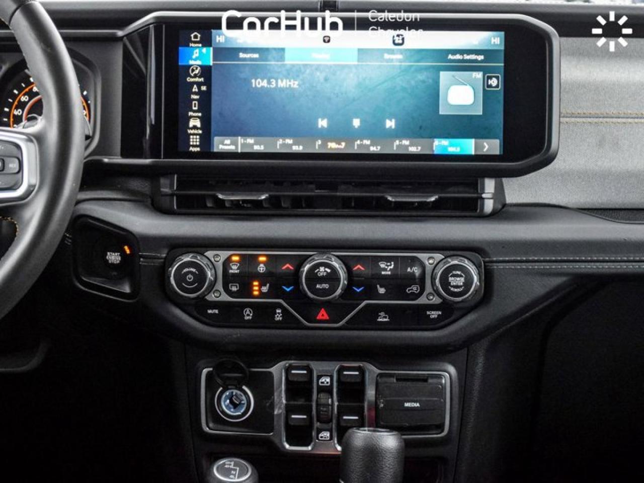 2024 Jeep Wrangler Sahara 4 Door Freedom Top Navi Heated Front Seats Remote Start Photo