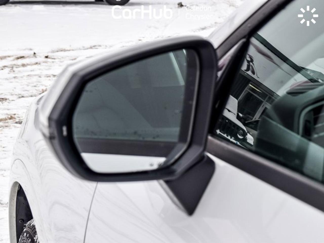 2022 Audi Q3 Komfort Quattro Pano Sunroof Leather Heated Front Seats Photo