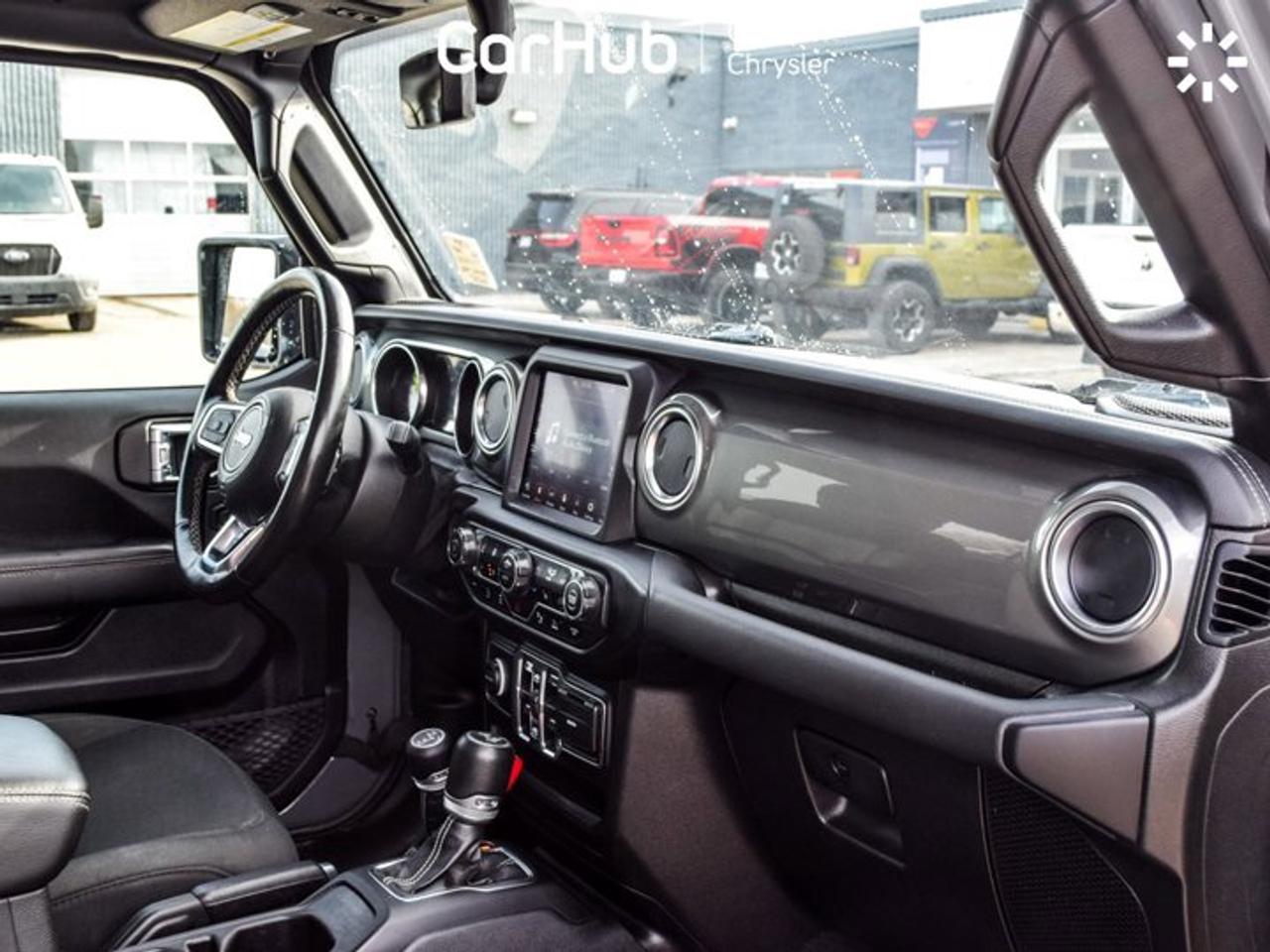 2021 Jeep Wrangler Unlimited Sahara Freedom Top Navi Remote Star Heated Front Seats Photo