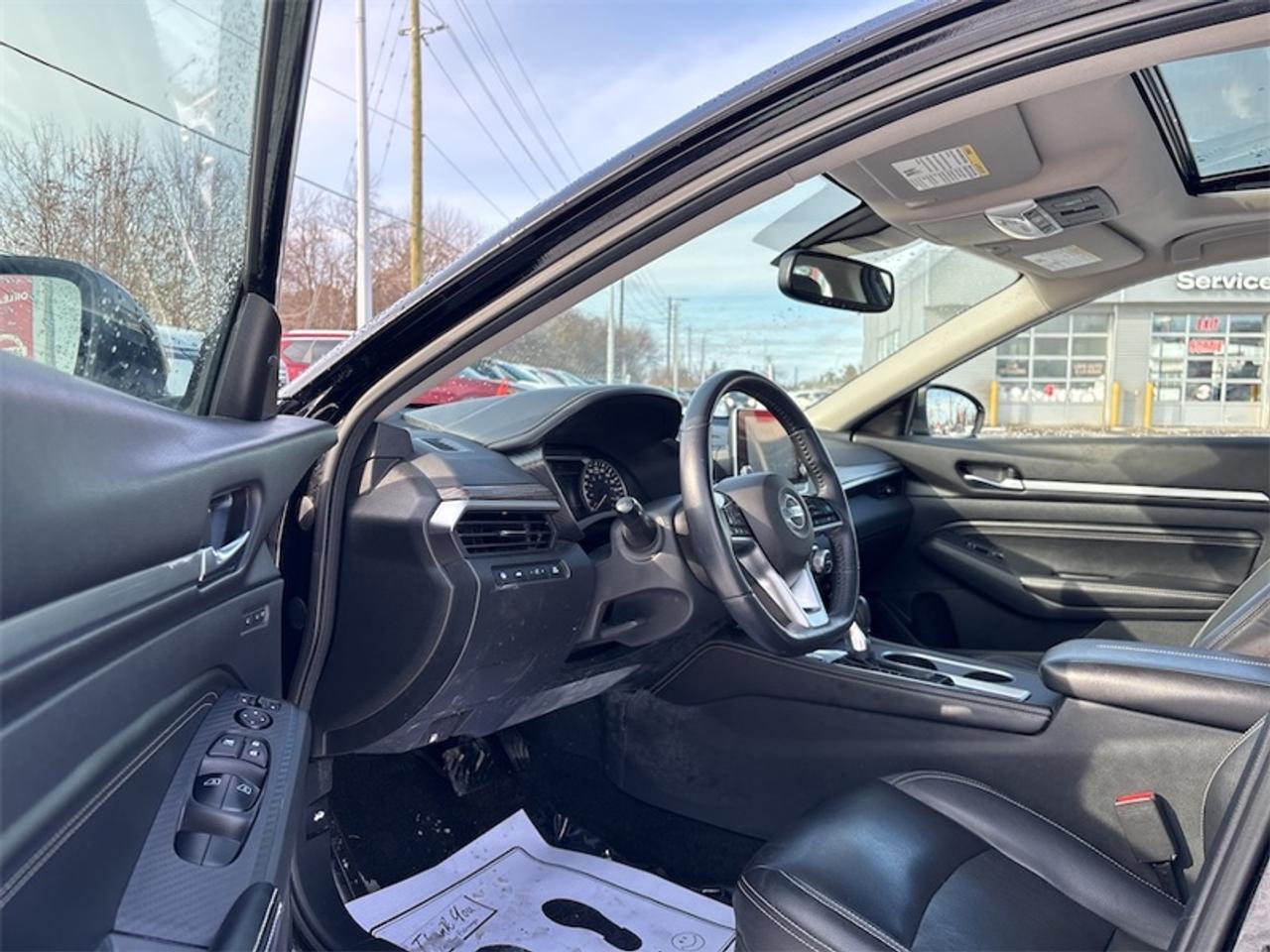 2019 Nissan Altima Platinum  Platinum edition Photo