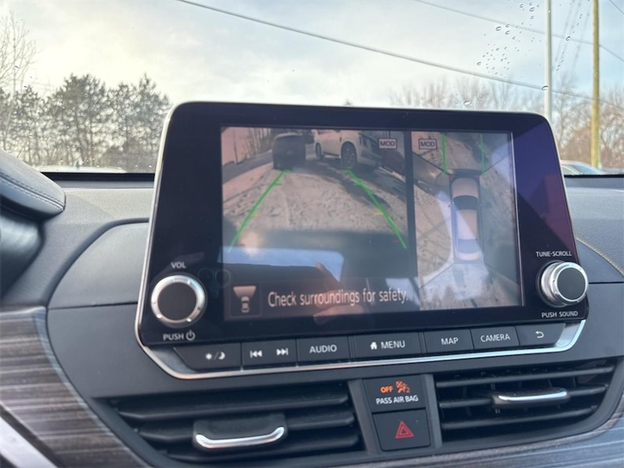 2019 Nissan Altima Platinum  Platinum edition Photo