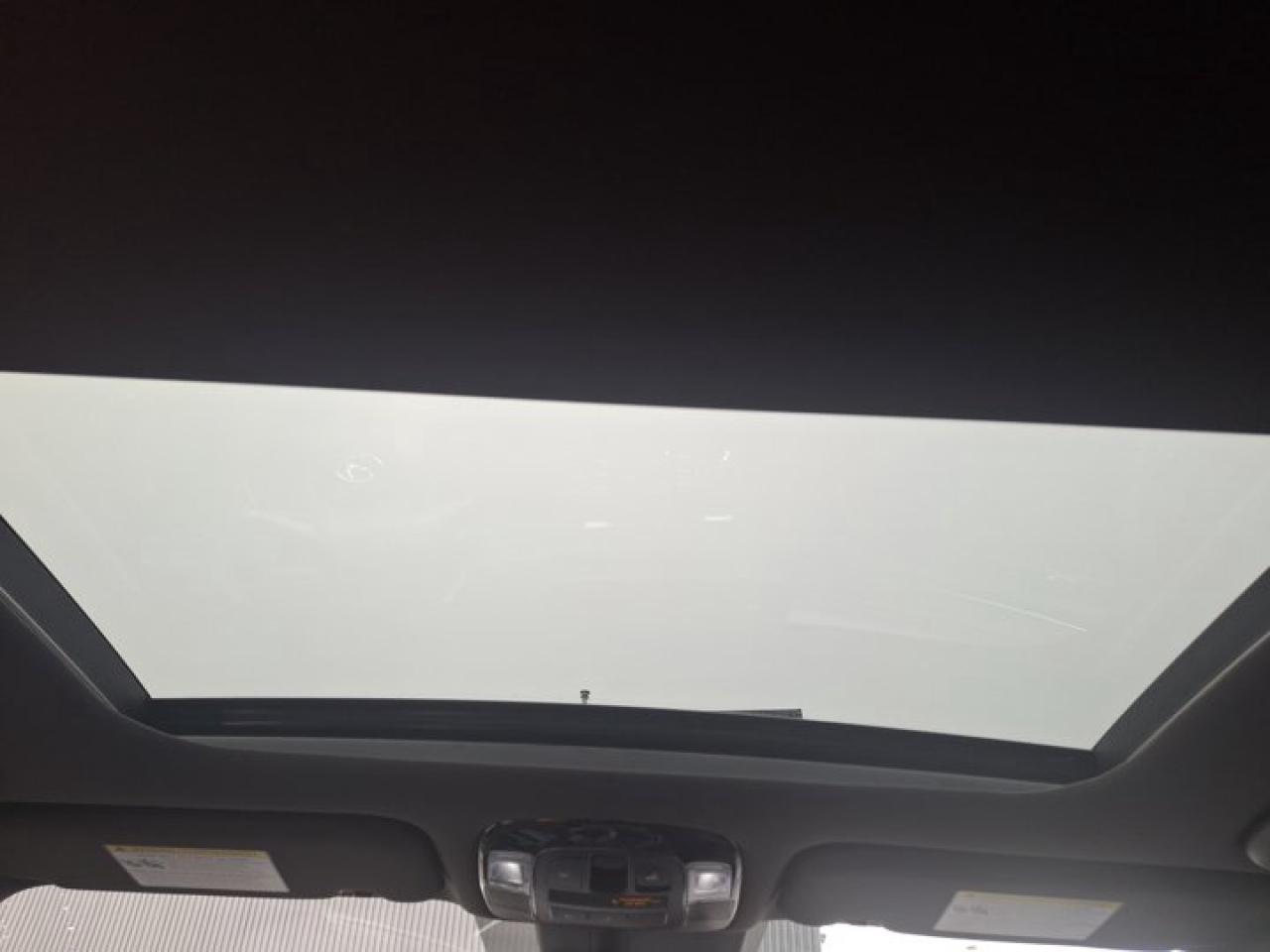 2022 Hyundai Sonata N Line | Leather/Suede | Pano Roof | Heated Seats | Heated Steering | Remote Start & More ! Photo